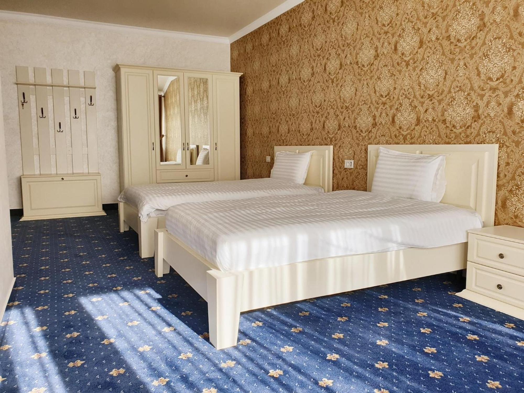 Tecuci Hotel Bacsoridana מראה חיצוני תמונה